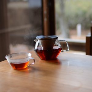 Kinto-carat-teapot-600ml-mood