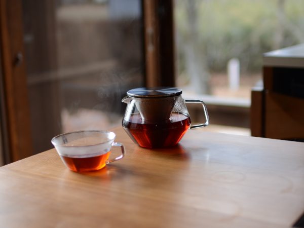 Kinto-carat-teapot-600ml-mood